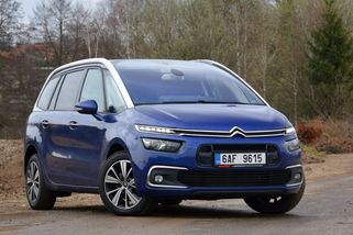 Sedm míst za 300 tisíc? Moc lepších ojetých MPV, než je Citroën Grand C4 Picasso, za ty peníze neseženete - Garáž.cz